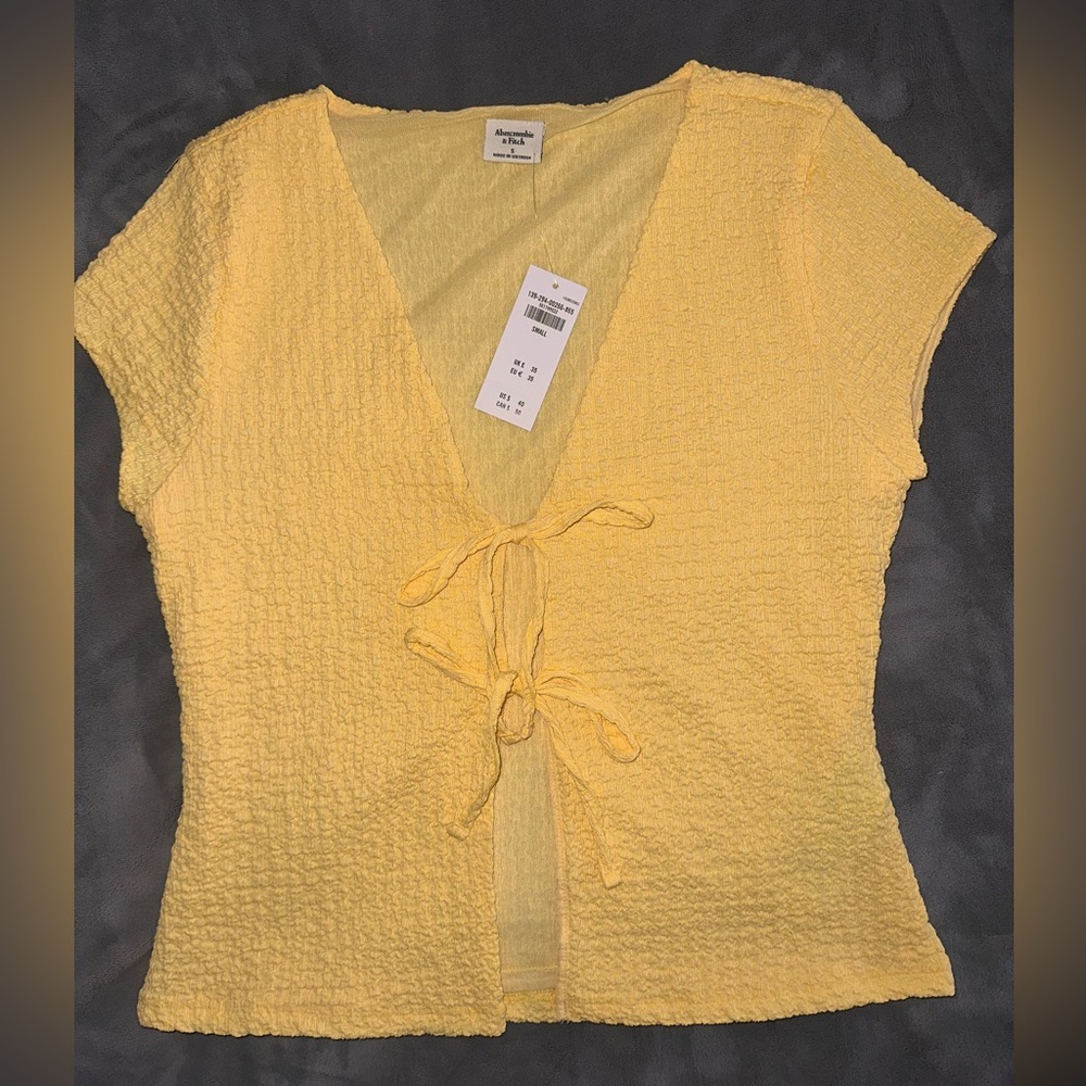 Abercrombie & Fitch Yellow Textured Blouse